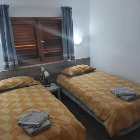 Appartement Juncos, One Bedroom *